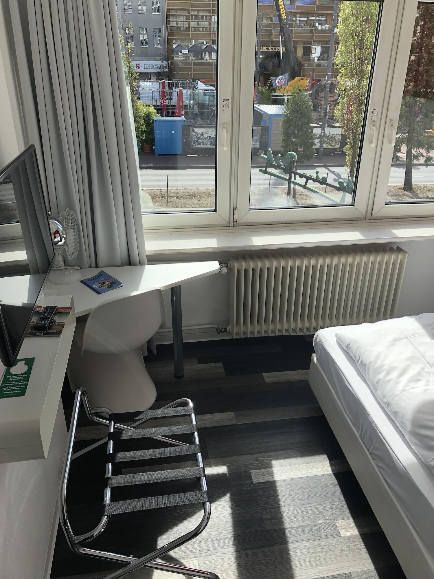 Cityhotel Monopol Hamburg Bagian luar foto